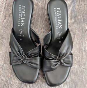 Black wedges, really comfy